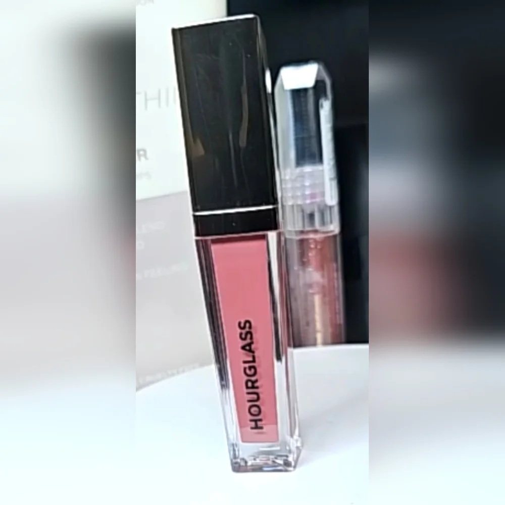 New~ Hourglass Liquid Matte Velvet Story Lip Cream - Pure